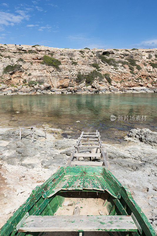 “Cala en Baster”福门特拉海滩